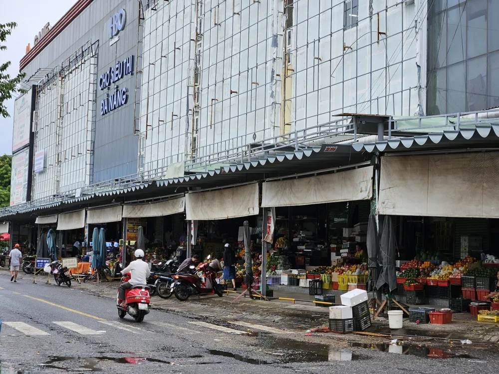 Chợ siêu thị Đà Nẵng. Ảnh: TẤN VIỆT chợ siêu thị đà nẵng