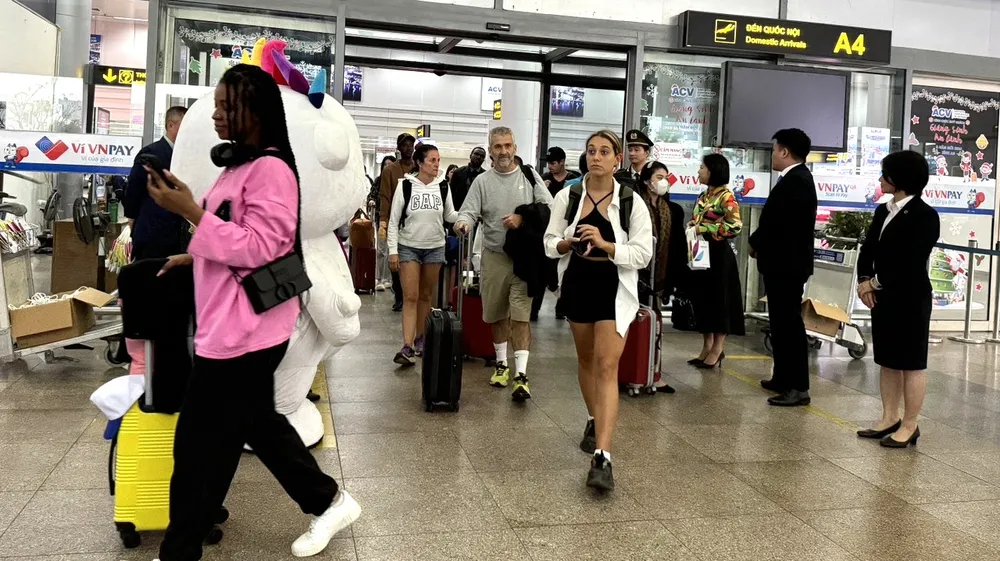 xông đất đà nẵng ngày đầu năm 2024