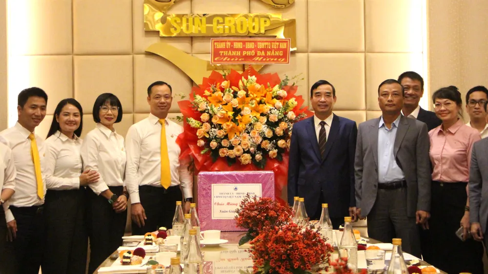 chủ tịch đà nẵng lê trung chinh