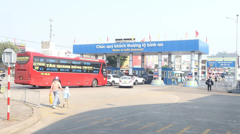 sân bay đà nẵng nghỉ lễ