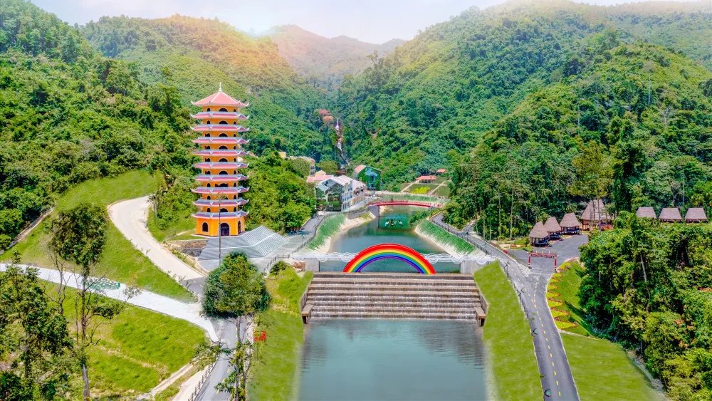 Trong quý II-2024, Cổng trời Đông Giang dự kiến đưa vào khai thác hạng mục cáp treo đầu tiên tại Quảng Nam. Ảnh: FVG cong-troi-dong-giang-cap-treo-quang-nam-2.jpg