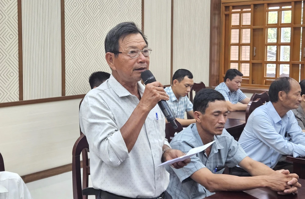 Cử tri Đà Nẵng lo lắng học sinh tăng nhưng trường lớp, giáo viên không tăng. Ảnh: TẤN VIỆT cử tri đà nẵng