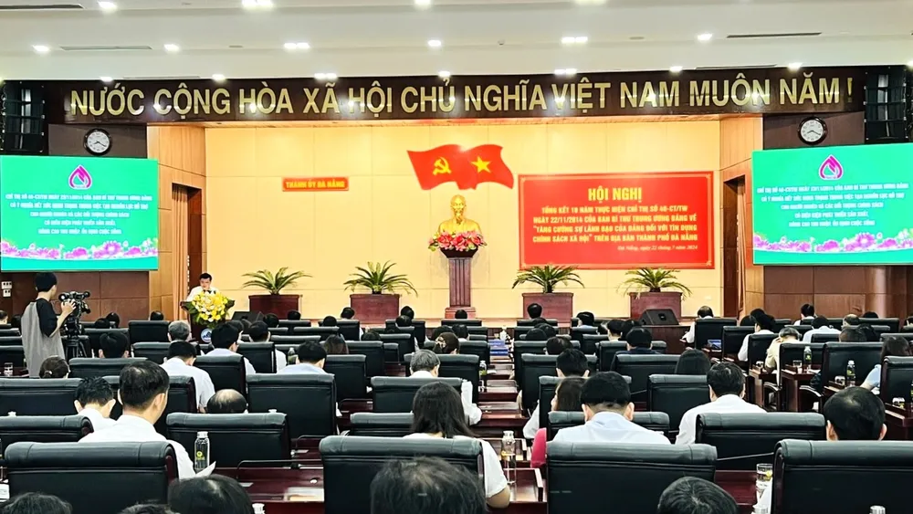 Hội nghị tổng kết 10 năm thực hiện Chỉ thị 40/2014 của Ban Bí thư Trung ương Đảng về tăng cường sự lãnh đạo của Đảng đối với tín dụng chính sách xã hội. Ảnh: PV tín dụng chính sách xã hội đà nẵng