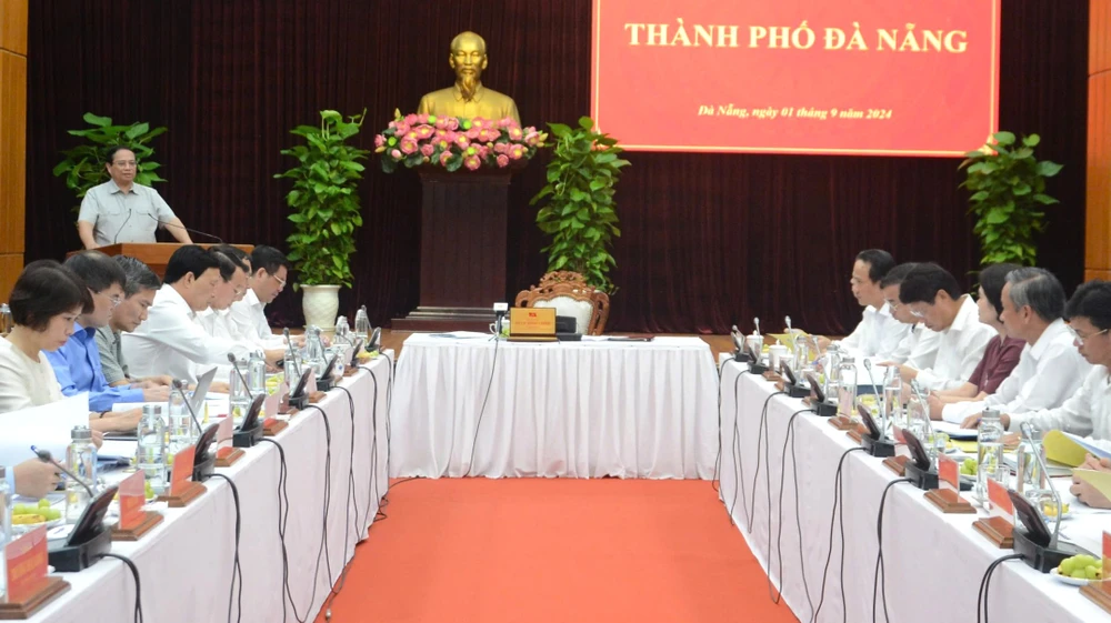 thủ tướng phạm minh chính đà nẵng