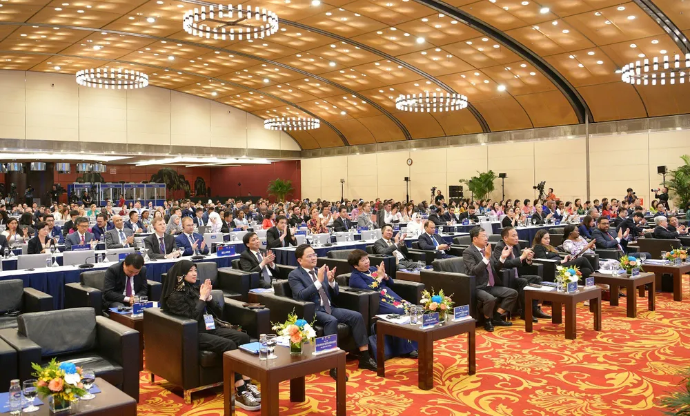 Đây là kỳ Hội nghị Nghị sĩ trẻ toàn cầu có quy mô lớn nhất từ trước đến nay. (Ảnh: Phạm Thắng) hoi-nghi-nghi-si-tre-toan-cau-lan-thu-9.jpg