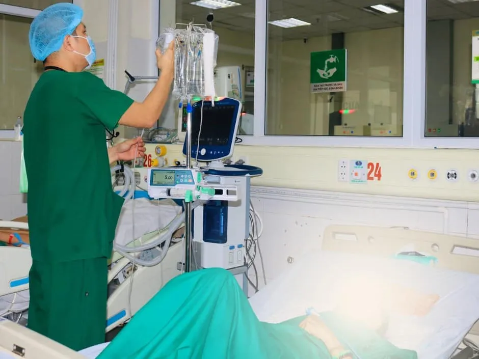 Nhiều bệnh nhân sốt xuất huyết ở thể nặng khi nhập viện. Ảnh: BV Bệnh Nhiệt đới Trung ương sot-xuat-huyet-co-nguy-hiem-khong.jpg