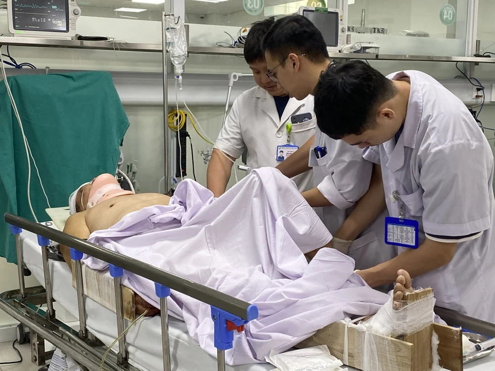 BV Việt Đức ưu tiên đảm bảo không có ca cấp cứu nào phải chờ. Ảnh: Thái Bình thieu-thuoc-benh-vien-viet-duc.jpg