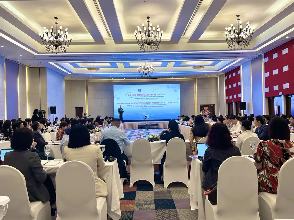 Đánh giá công nghệ y tế.jpg