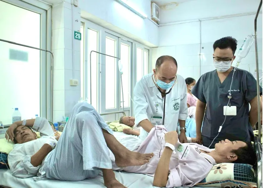 đấu thầu thuốc.png