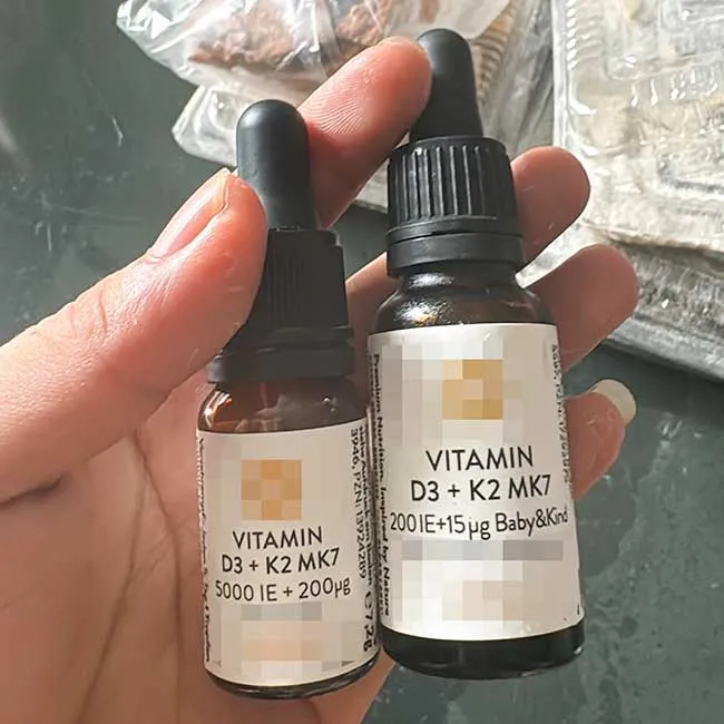 trẻ bị ngộ độc vitamin D.jpg