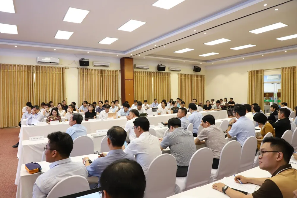 Toàn cảnh hội thảo Xây dựng chính sách về các hoạt động tư vấn, vận động hiến, lấy, điều phối, ghép mô tạng. Ảnh: TT vận động hiến mô tạng 1.jpg