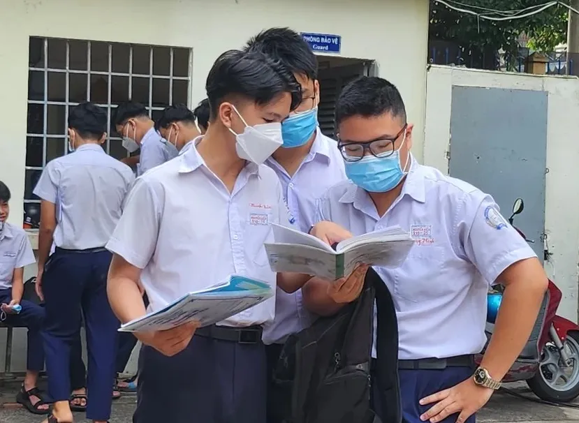 Gần 67.000 thí sinh đăng ký miễn thi Ngoại ngữ tốt nghiệp THPT 2024. Ảnh: NGUYỄN QUYÊN miễn thi Ngoại ngữ.png