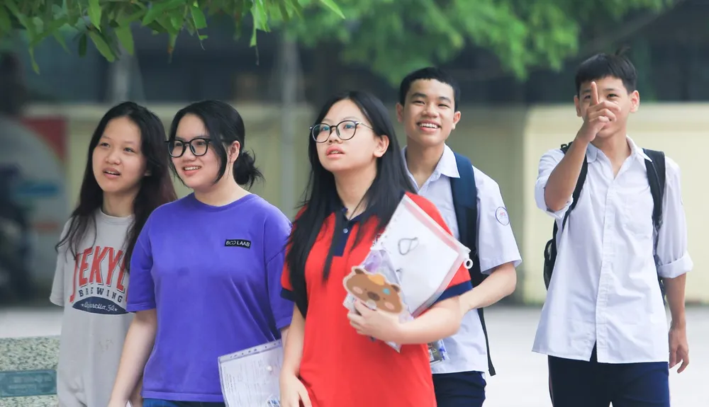 Ngày mai 10-7, Hà Nội xét duyệt điểm chuẩn bổ sung vào lớp 10. Ảnh: TT điểm chuẩn bổ sung vào lớp 10