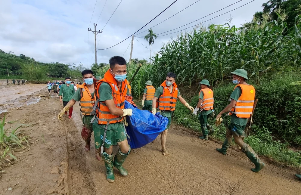 thôn làng nủ.jpg