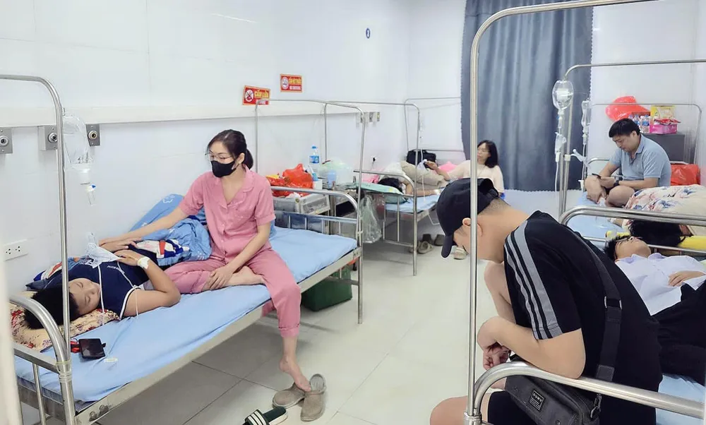 nước ngọt phát miễn phí.jpg