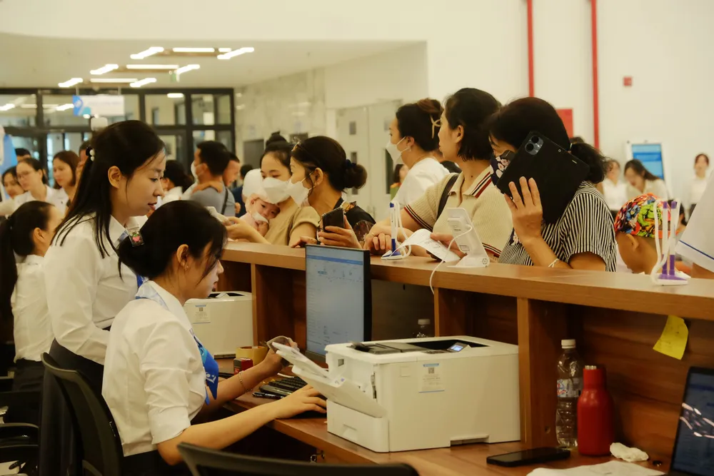 bệnh viện nhi hà nội.JPG