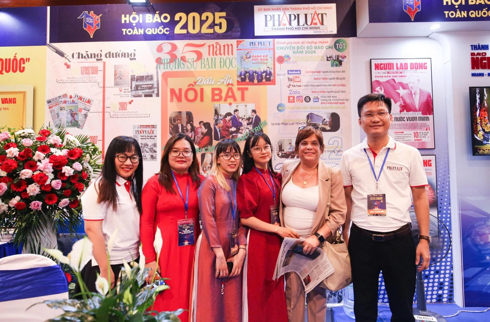 báo Pháp Luật TP.HCM