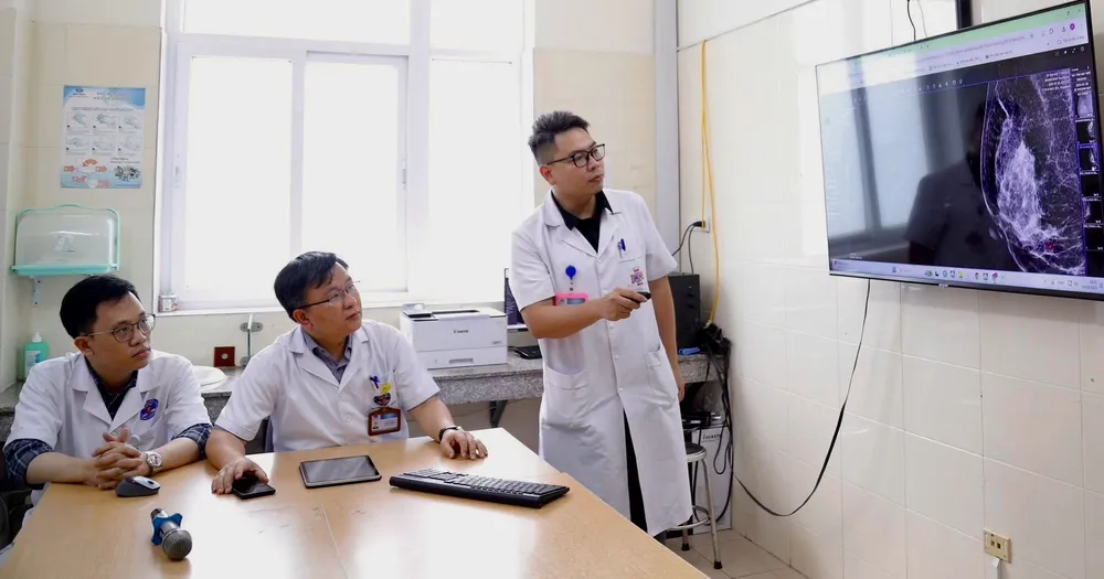 bệnh án điện tử