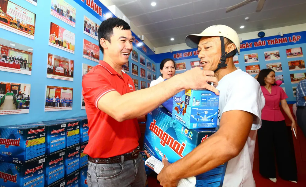 cùng ngư dân 10.jpg