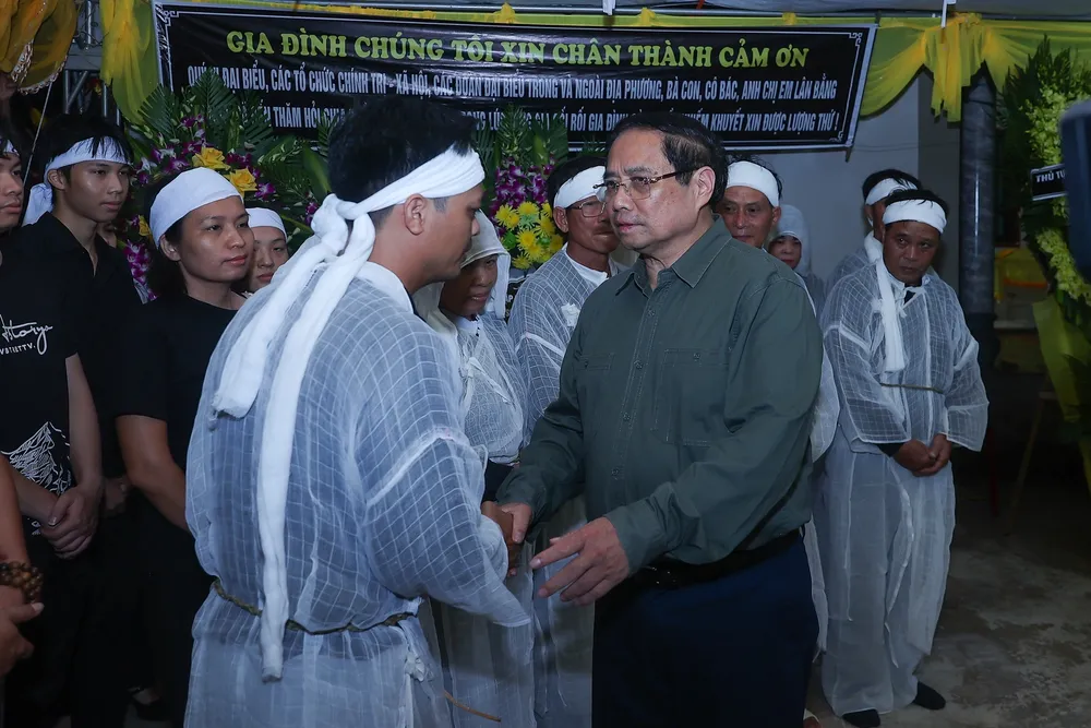 lốc xoáy tại Ninh Bình