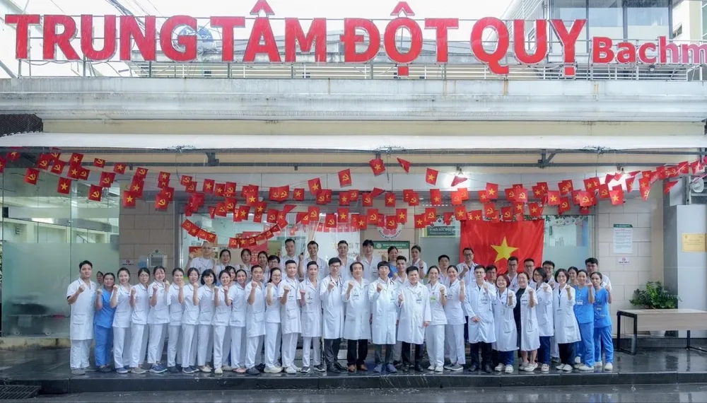 trung tâm đột quỵ.jpg