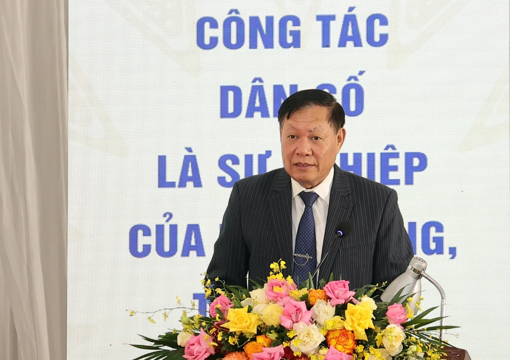 sinh đủ 2 con.jpg