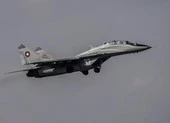Thứ trưởng Mỹ nói về 2 hướng hành động của nước này trong xung đột Nga-Ukraine ảnh 2 Nhà Trắng giải thích lý do không đưa máy bay chiến đấu sang Ukraine