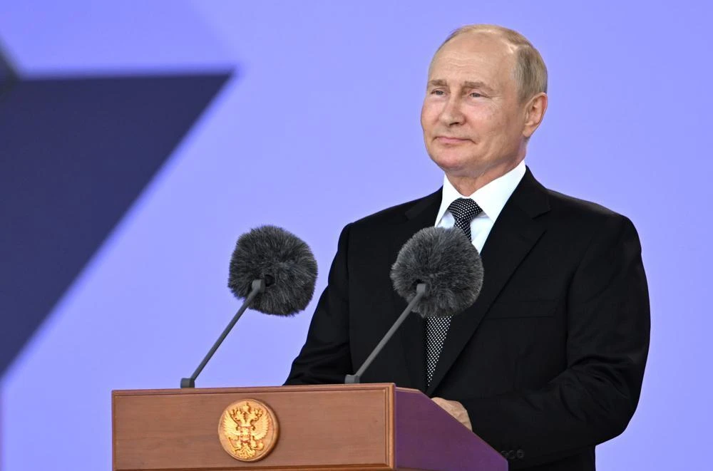 Tổng thống Nga Vladimir Putin tại diễn đàn Kỹ thuật-Quân sự quốc tế ARMY-2022. Ảnh: AP