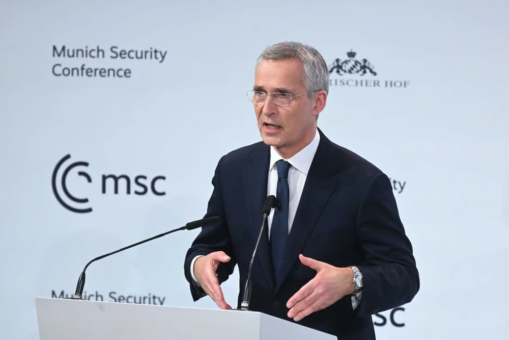 Tổng Thư ký Tổ NATO Jens Stoltenberg tại Hội nghị An ninh Munich (Đức) hôm 18-2. Ảnh: DPA