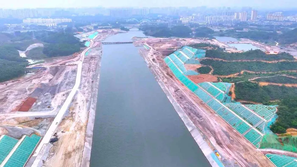 Việc xây dựng kênh đào Bình Lục nảy sinh nhiều vấn đề về môi trường. Ảnh: TẬP ĐOÀN KÊNH ĐÀO BÌNH LỤC