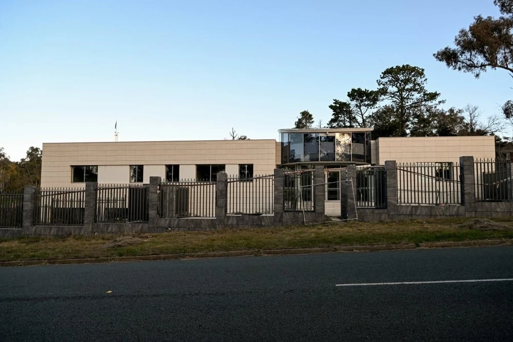 Địa điểm được cho là dự kiến xây trụ sở đại sứ quán Nga mới. Ảnh: REUTERS