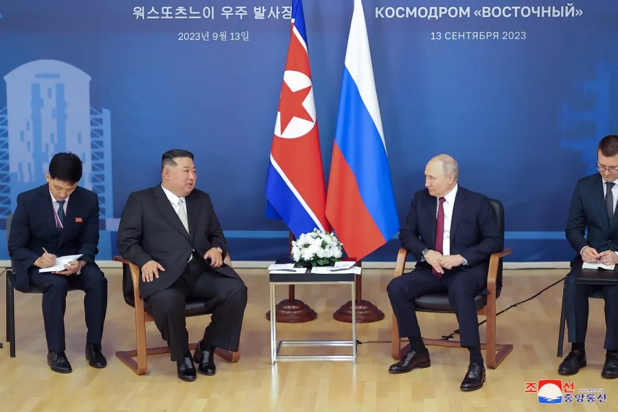 Kim Jong-un thăm Nga6.jpeg