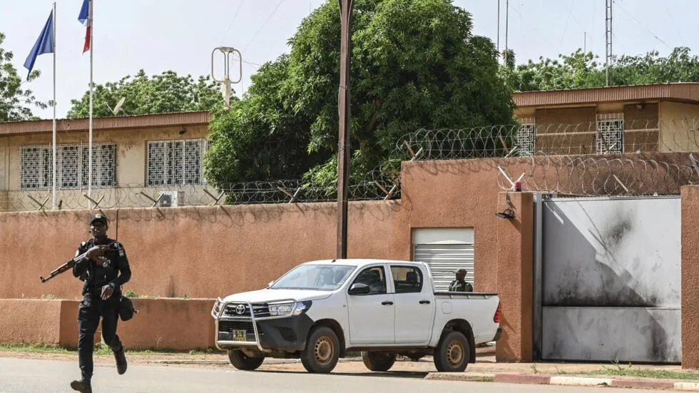 Đại sứ quán Pháp tại thủ đô Niamey (Niger). Ảnh: AFP Đại sứ Pháp.jpeg