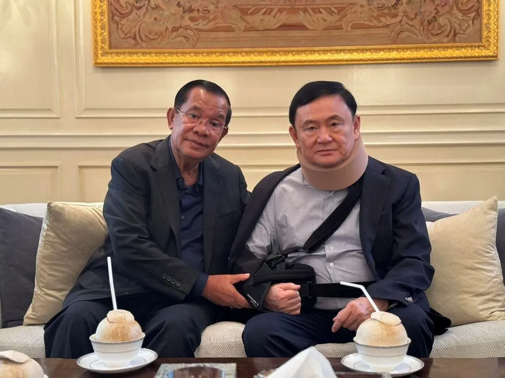 ông Hun Sen sang Thái Lan thăm ông Thaksin.