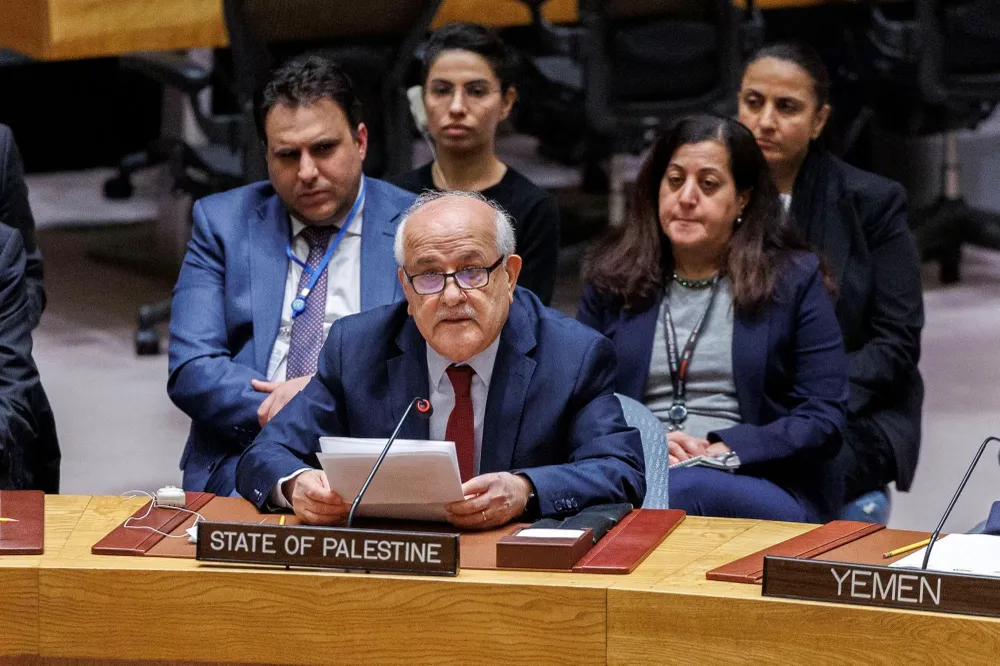Quan sát viên thường trực của Palestine tại LHQ Riyad Mansour. Ảnh: EPA-EFE Palestine thành viên đầy đủ của Liên Hợp Quốc.jpeg