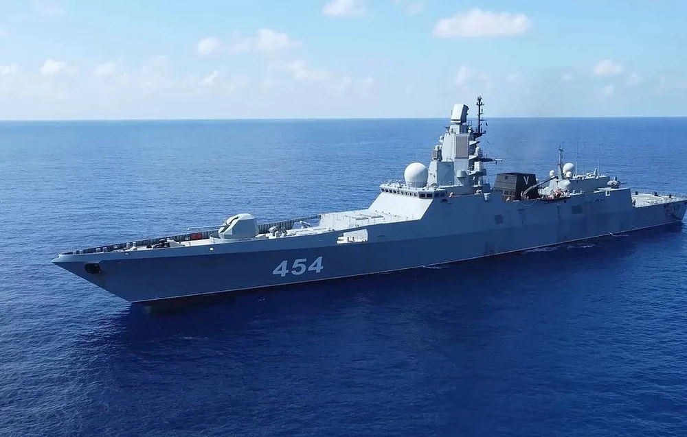 Tàu khu trục Đô đốc Gorshkov. Ảnh: TASS Tàu Hải quân Nga tập trận tấn công tầm xa trên đường tới Cuba