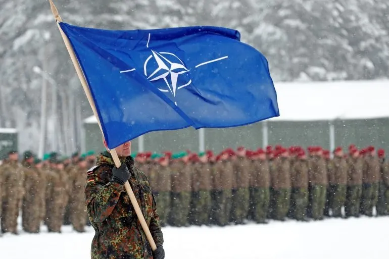 NATO nói hơn 300.000 lính liên minh sẵn sàng thực chiến. Ảnh: REUTERS NATO nói hơn 300.000 lính liên minh sẵn sàng thực chiến