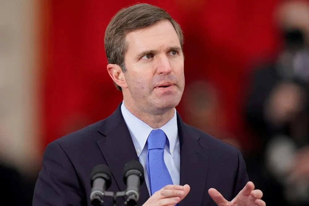 Thống đốc bang Kentucky Andy Beshear. Ảnh: REUTERS Thống đốc bang Kentucky Andy Beshear. Ảnh- REUTERS.jpg