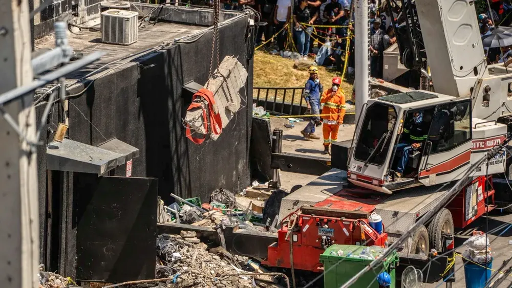 vụ sập hộp đêm ở CH Dominica.jpg