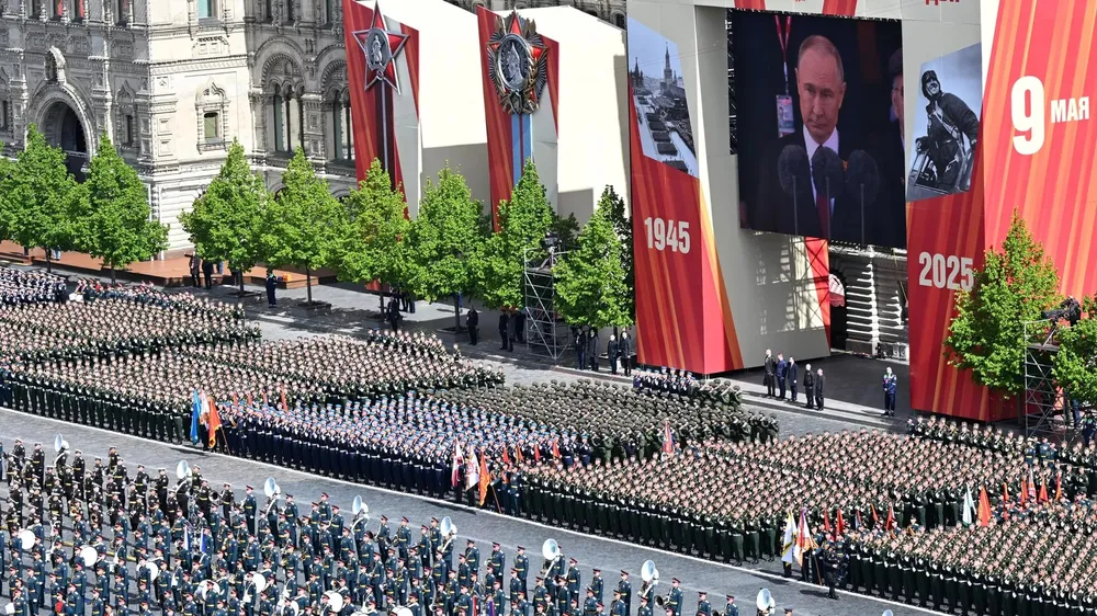 Tổng thống Nga Vladimir Putin phát biểu khai mạc lễ kỷ niệm 80 năm Ngày Chiến thắng trong Chiến tranh Vệ quốc Vĩ đại ngày 9-5 tại Moscow. Ảnh chụp màn hình: BỘ NGOẠI GIAO NGA Putin.jpg