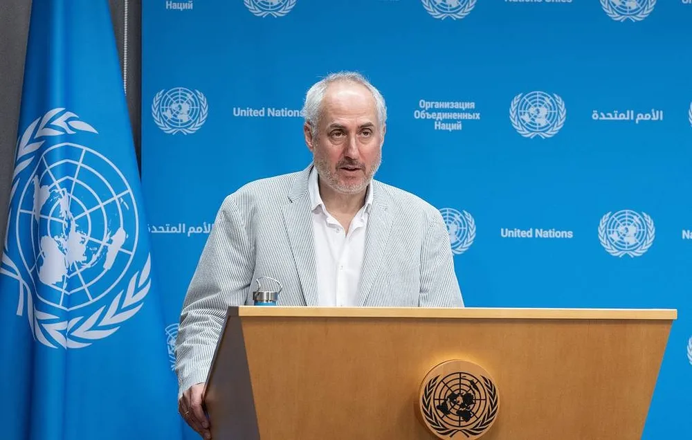 nhân viên Liên Hợp Quốc.jpg