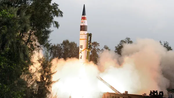 Tên lửa Agni V. Ảnh: RIA Novosti