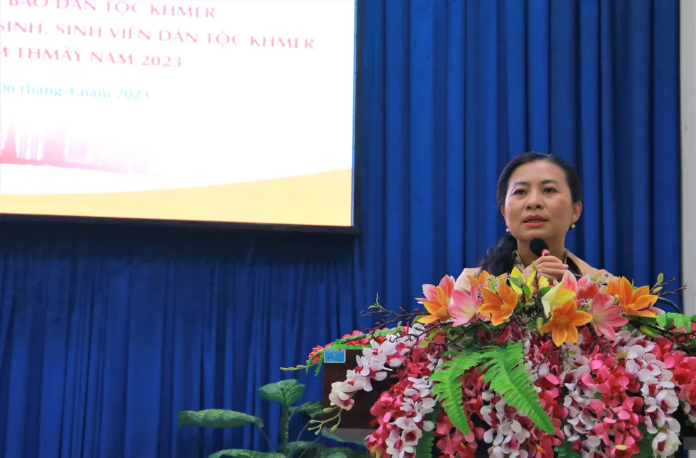 Phó Chủ tịch Ủy ban MTTQ Việt Nam Phan Kiều Thanh Hương gửi lời chúc mừng nhân dịp Tết Chôl Chnăm Thmây năm 2023. Ảnh: VT