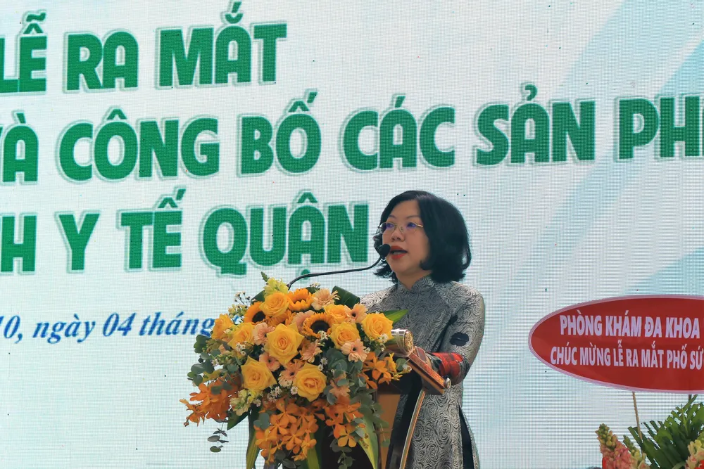 Chủ tịch UBND quận 10 Nguyễn Thị Thu Hường phát biểu tại lễ ra mắt. Ảnh: VÕ THƠ Chủ tịch UBND quận 10 Nguyễn Thị Thu Hường phát biểu tại lễ ra mắt. Ảnh: VÕ THƠ