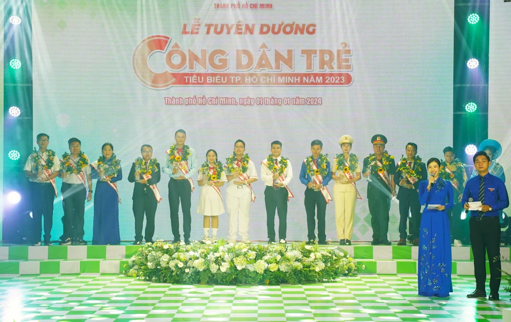 14 gương Công dân trẻ tiêu biểu TP.HCM năm 2023. Ảnh: VT cong-dan-tre-tieu-bieu-3845.jpg