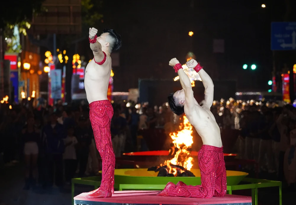 le hoi thanh nien 6.jpg