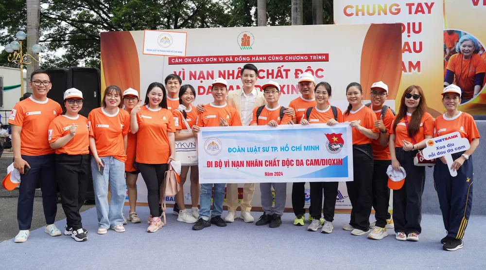 chat-doc-da-cam (6).jpg