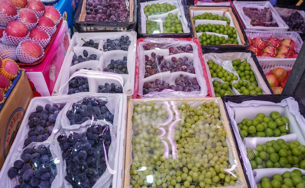 Chợ đầu mối Thủ Đức là một trong 3 chợ đầu mối lớn nhất TP.HCM với các mặt hàng chủ lực về nông sản, trái cây... an-toan-thuc-pham (7).jpg