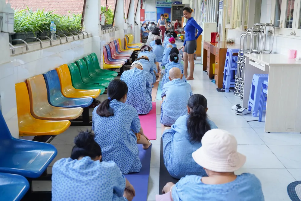 lop-yoga-dac-biet (9).jpg