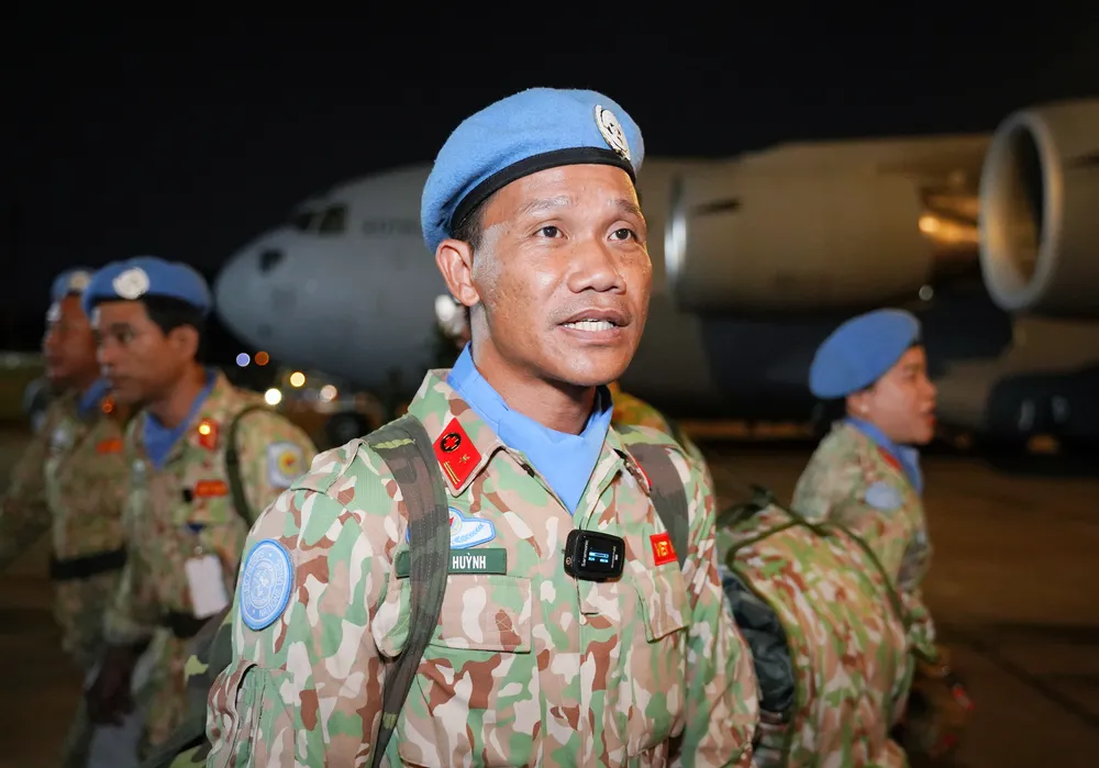 chien-si-mu-noi-xanh (13).jpg